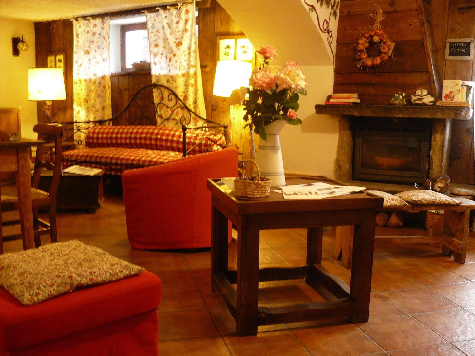Hotel Funivia Courmayeur Extérieur photo