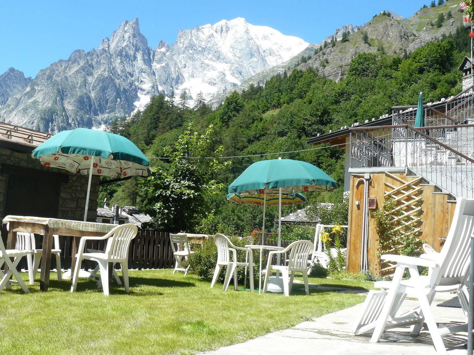 Hotel Funivia Courmayeur Extérieur photo