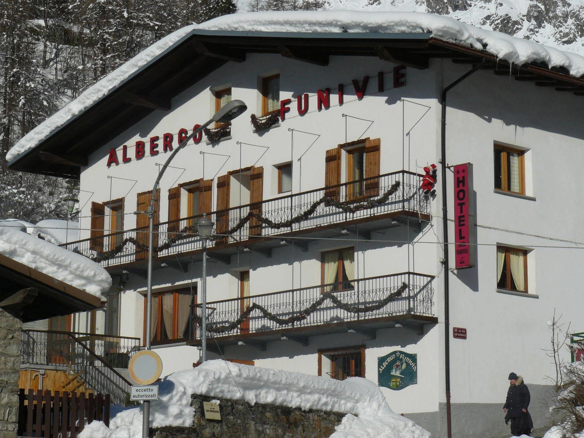 Hotel Funivia Courmayeur Extérieur photo