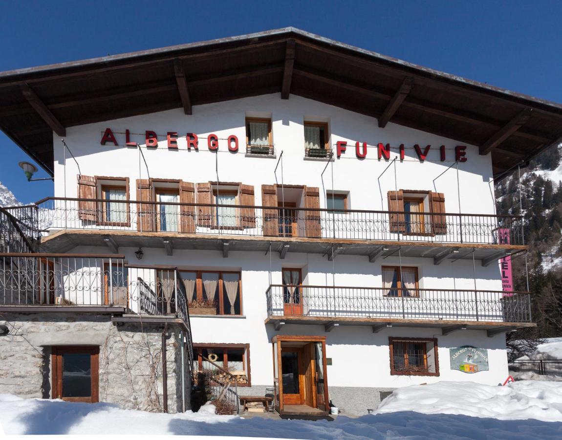 Hotel Funivia Courmayeur Extérieur photo