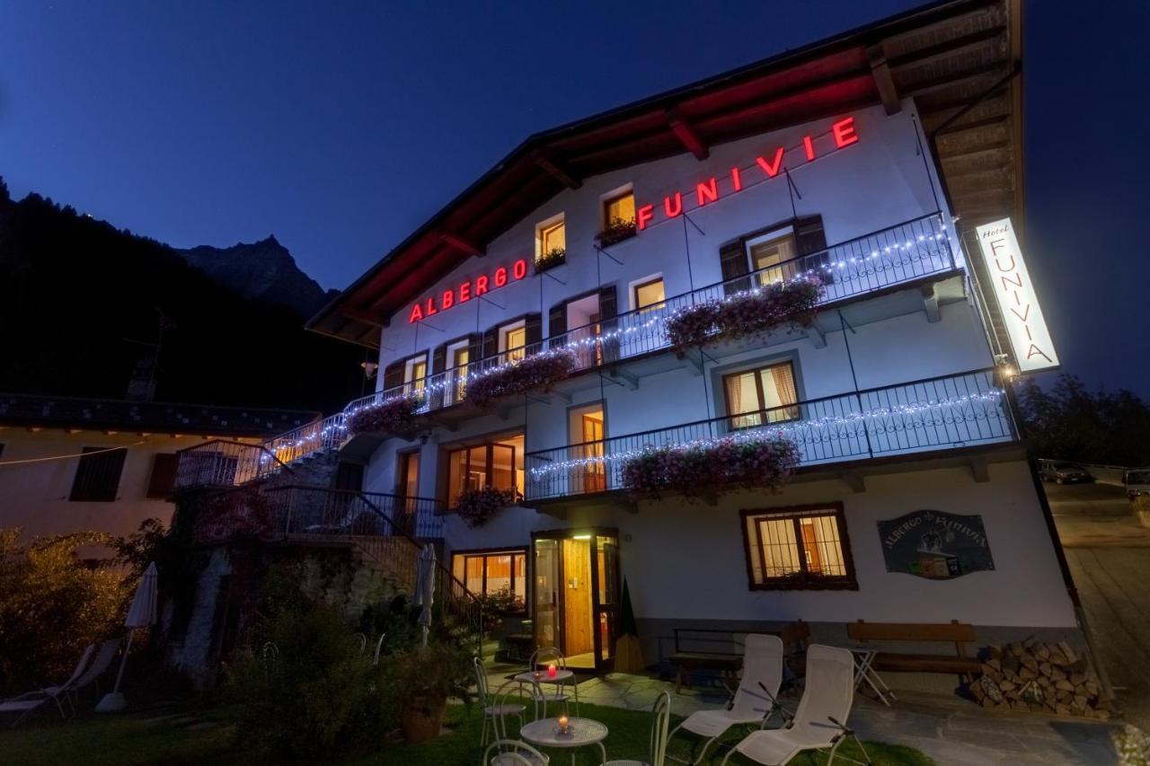 Hotel Funivia Courmayeur Extérieur photo